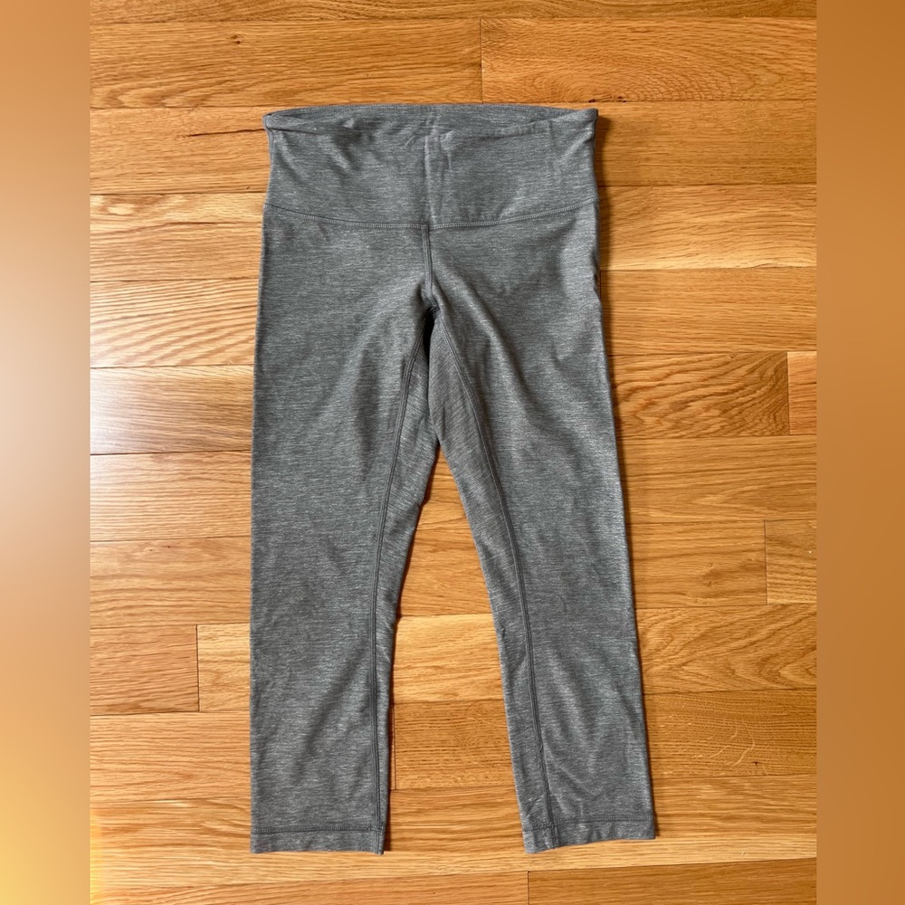 Lululemon Align Cropped Gray Leggings